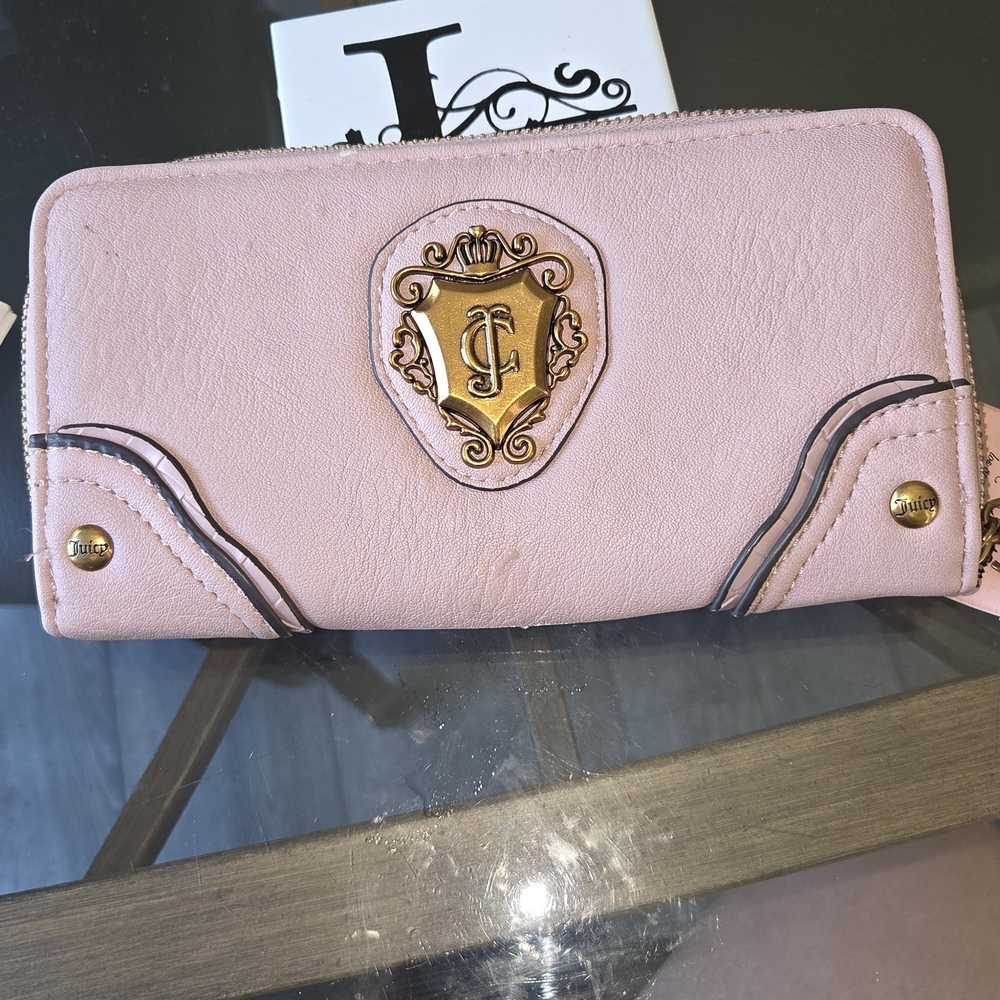 Juicy Romance Gusset Single Zip Around Wallet